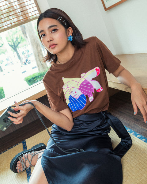 Light Source Tshirt / Brown