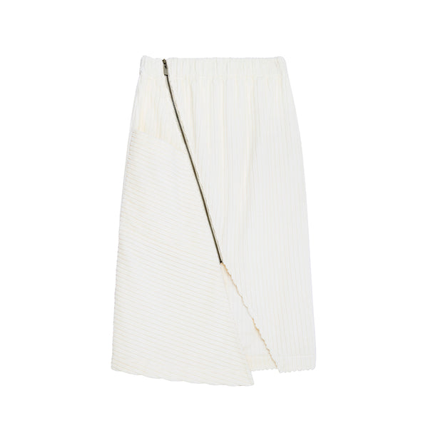 Diagnoal-cut Pencil Skirt